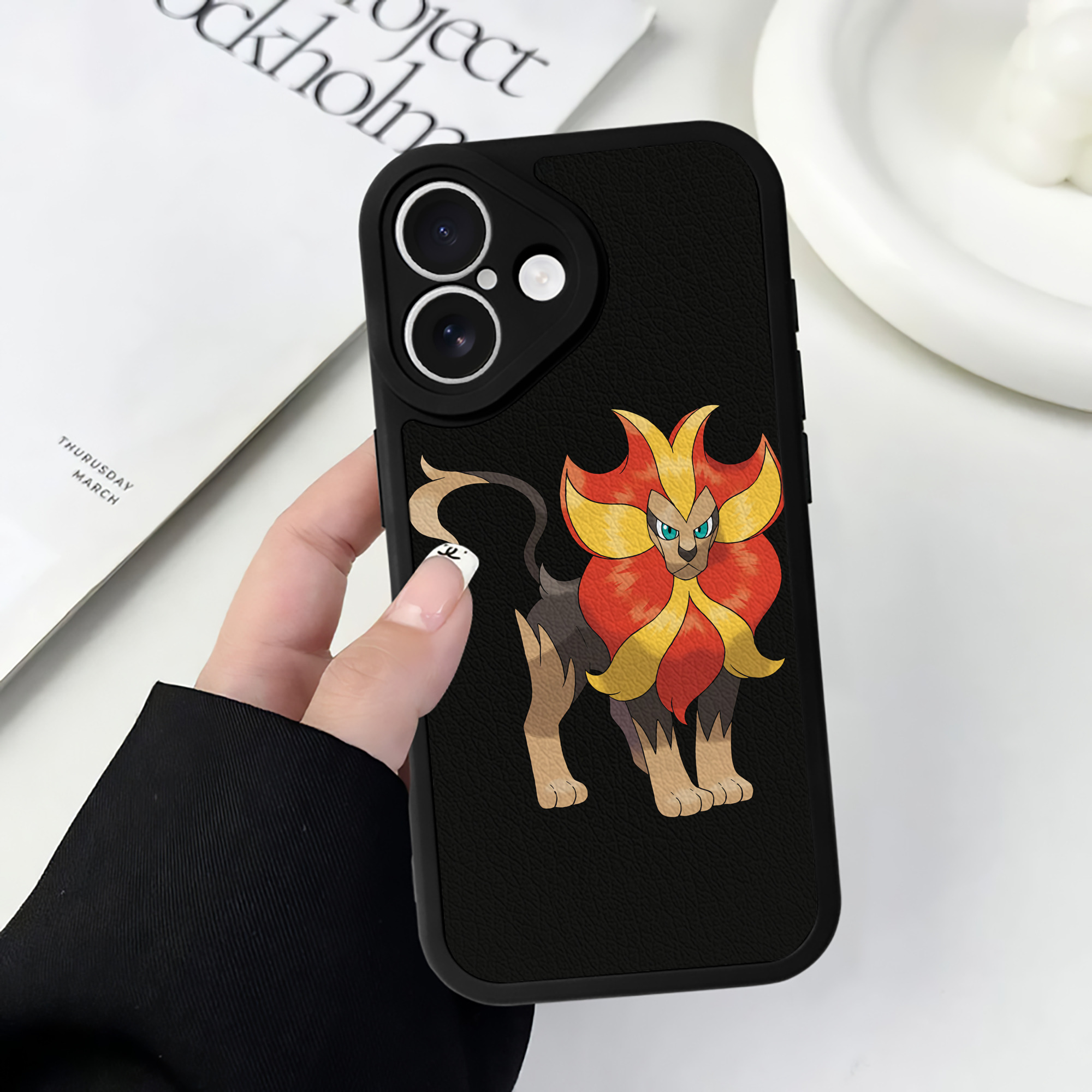 （画像用） ポケットモンスター Pokémon 【iPhone 16シリーズ対応】シリコンスマホケース（レザー調） 材質：シリコン